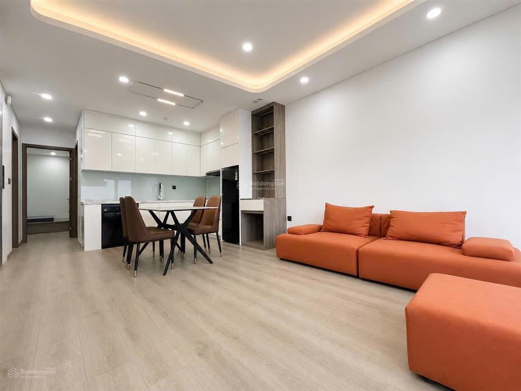 Căn hộ cao cấp 2 ngủ  ngay tại 84 tứ liên, tây hồ