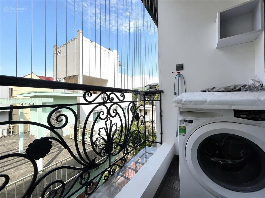 Căn hộ cao cấp 2 ngủ  ngay tại 84 tứ liên, tây hồ