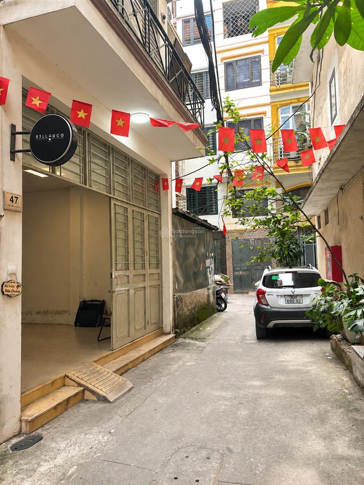 Bán nhà phân lô ngõ 167 tây sơn  đại học công đoàn. ngõ thông ô tô vào nhà, đang cho thuê gần 30t