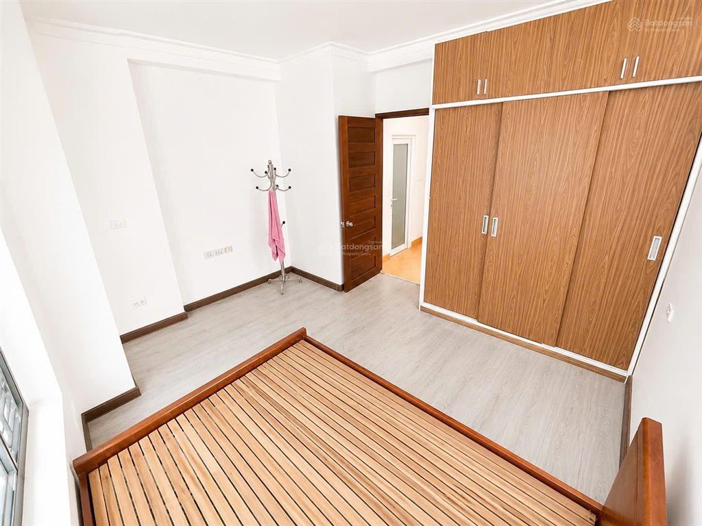 Tin thật không ảo bán nhà 5 tầng mỹ đình vị trí đẹp ngõ nông diện tích 40m2 giá 8,3tỷ thương lượng