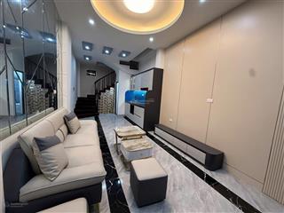 Bán nhà phố phú mỹ, mỹ đình, diện tích 36m 5 tầng giá 8,5tỷ sổ đỏ nở hậu 20m oto tránh