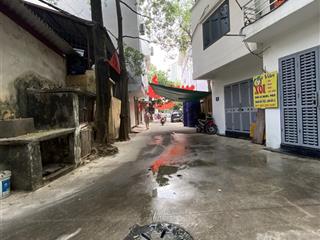 Bán nhà yên hoà 57m2x4,5 tầng lô góc 3 thoáng mt 3,9m. giá chào 13,7 tỷ còn thương lượng