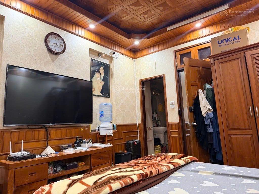 Bán nhà liền kề kđt văn quán 70 m2, gần hồ văn quán, ô tô tránh, kinh doanh đẹp, giá chỉ 20 tỷ