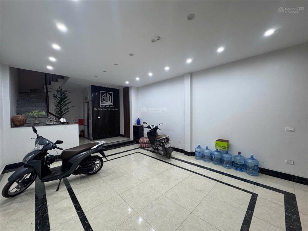 Chủ cắt lỗ 2 tỷ, cần bán nhà phân lô đấu giá man bồi gốc găng 60m2  7 tầng, thang máy, nhỉnh 15 tỷ