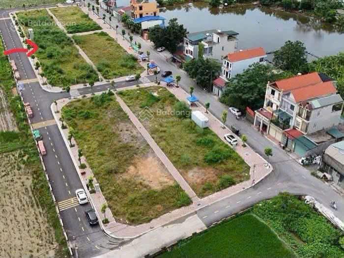 Bán lô đất vị trí đẹp góc vườn hoa mặt đường kinh doanh khu đấu giá ngõ 3 thôn thanh thần mặt