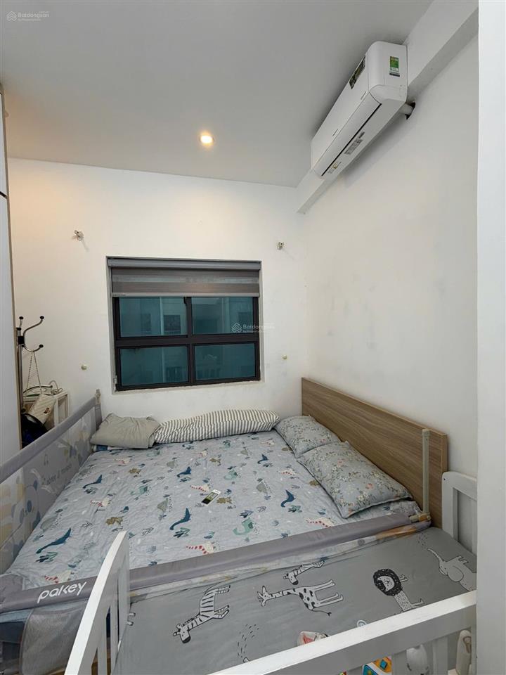 Căn hộ ct12b kvkl sổ đỏ chính chủ
diện tích 45m
1 ngủ 1 vs nội thất như ảnh mới
giá 2,7 tỷ