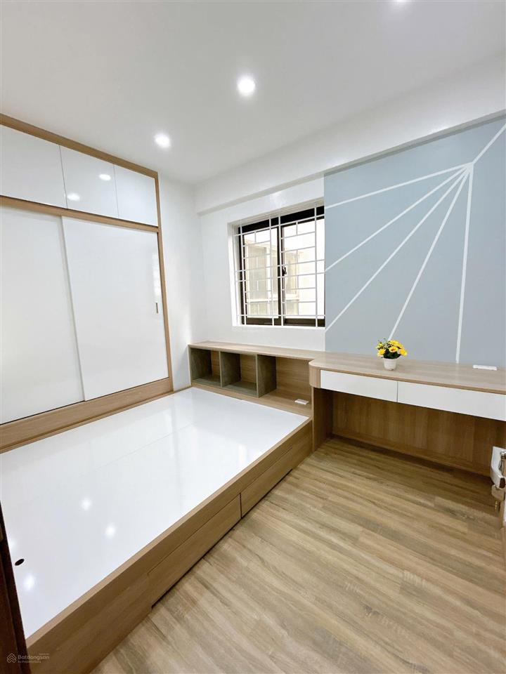 Căn hộ cần cắt lỗ 70m2  ct4ax2 bắc linh đàm  3 ngủ  view đông nam  4,2 tỷ bao hết sổ đỏ