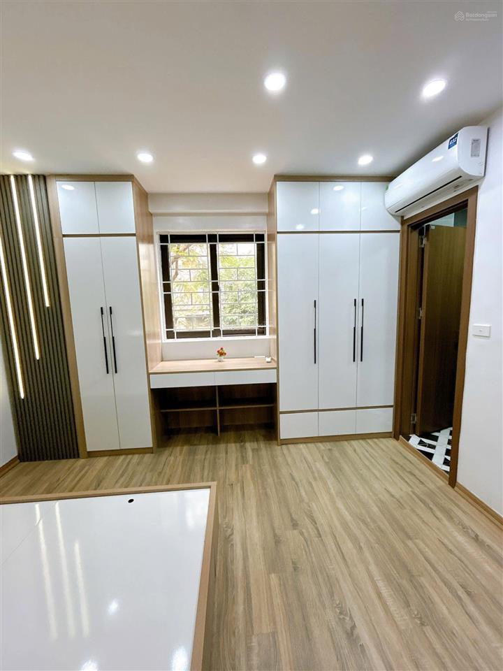 Căn hộ cần cắt lỗ 70m2  ct4ax2 bắc linh đàm  3 ngủ  view đông nam  4,2 tỷ bao hết sổ đỏ