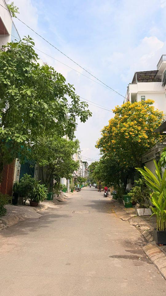 NHÀ ĐƯỜNG Ô TÔ TRÁNH - KDC SÔNG ĐÀ - NGANG 6M - CHỈ 8.3 TỶ