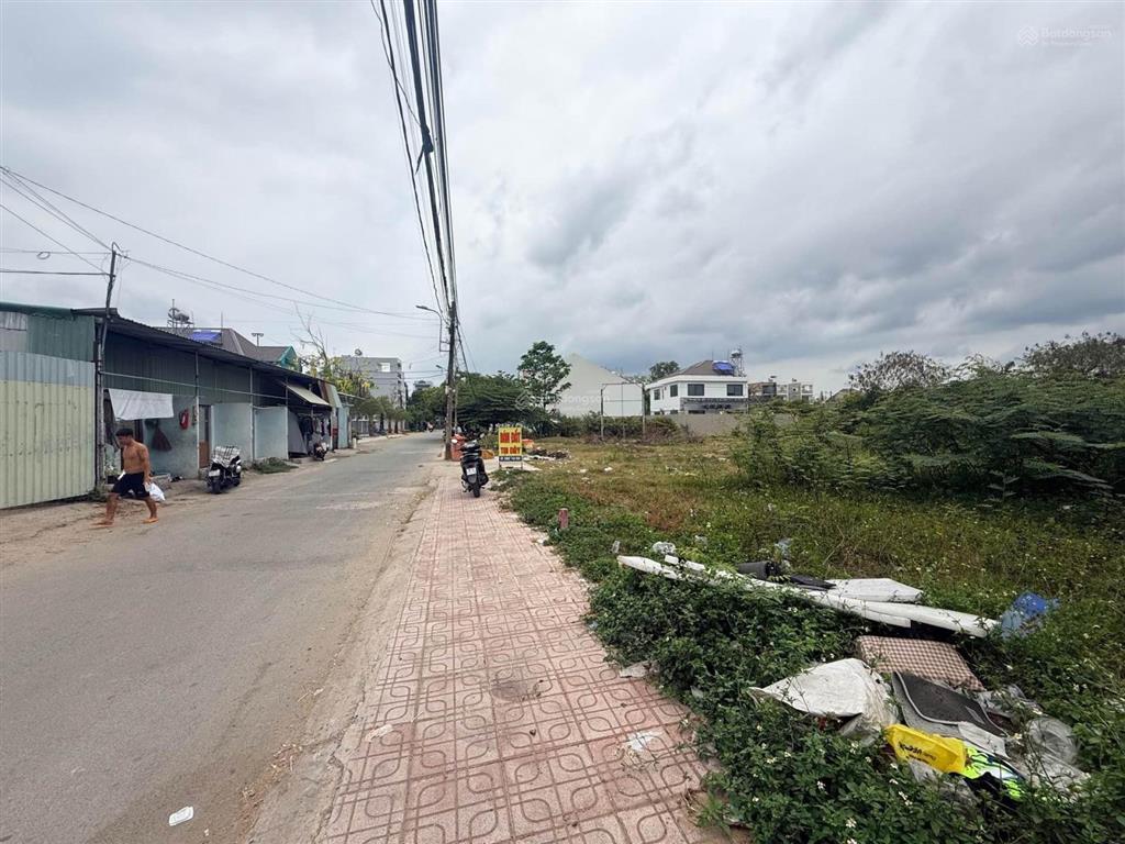 4,9 tỷ đất hẻm xe tải kdc gò cát, p. long trường, q.9.