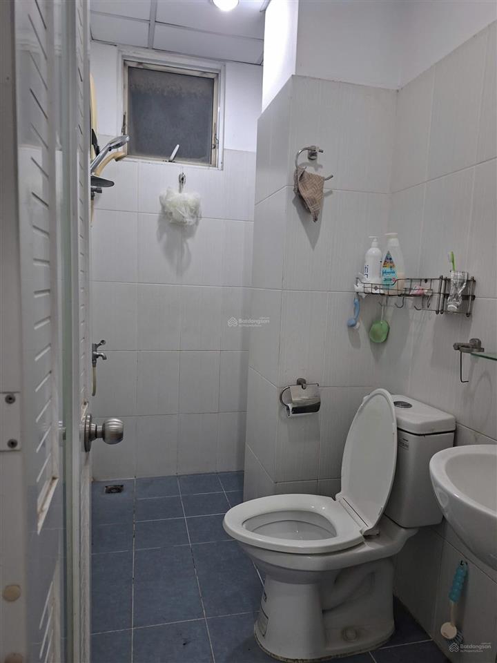 Cho thuê ch 3pn, 2wc, 95m2 ở phú hữu, q9, 8 triệu vnd, view đẹp, chính chủ