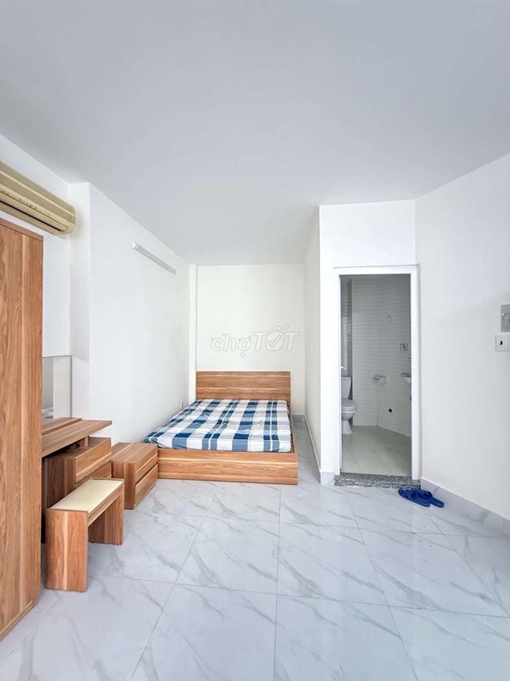 Nhà riêng, 3 tầng×53m2. ngang lớn, vài bước chân ra đường nhựa 2 Ô tô