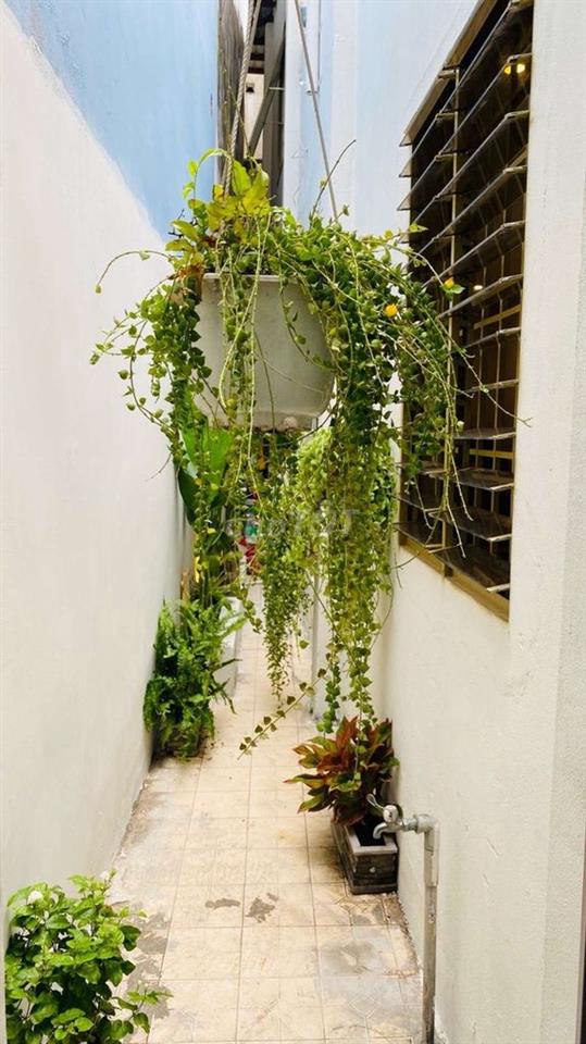 Nhà mới đẹp, gần Hẽm Xe Hơi, Câu Lạc Bộ Lan Anh