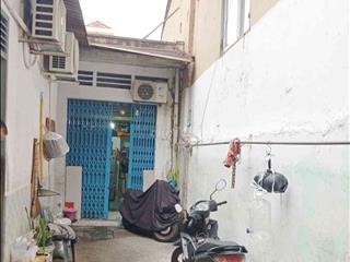 Chinh chủ chia tài sản, ban gấp can nha  gần mât tiền dầu tu cho thue