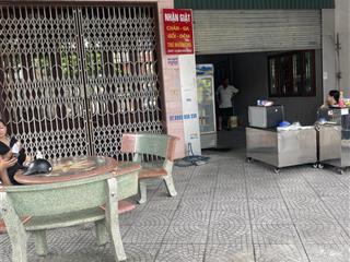 Gia đình cần bán nhà mặt phố đối diện cổng công viên hà lan  mạo khê  quảng ninh