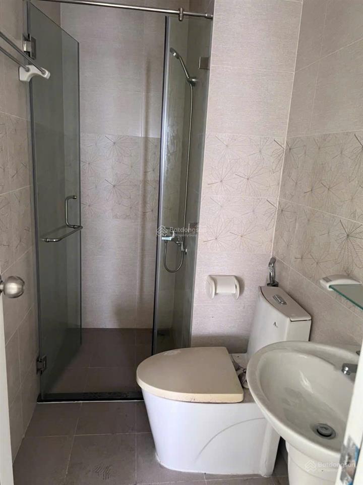 Chính chủ cần bán ch nguyễn kim q10 dt 50m2 2pn lầu cao view q1, sân bóng thống nhất giá chỉ 3 tỷ