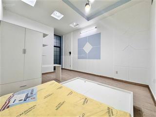 Phòng full nội thất tầng trệt tiện di chuyển, không cần leo thang dọn vào ở ngay