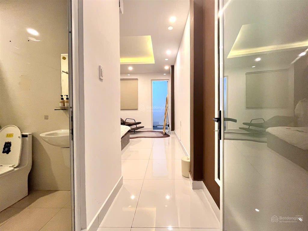 Mới khai trương căn hộ 1 phòng ngủ tách bếp ngay vạn hạnh mall