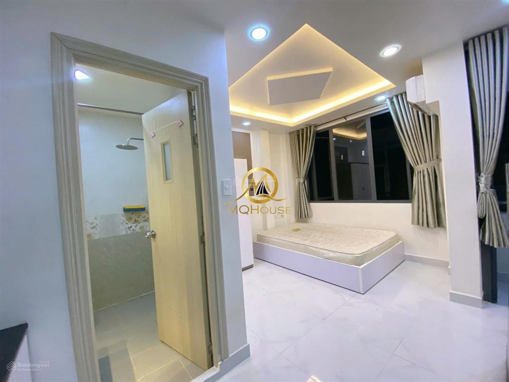 Cuối tháng trống căn ban công siêu rẻ ngay trung tâm quận 3