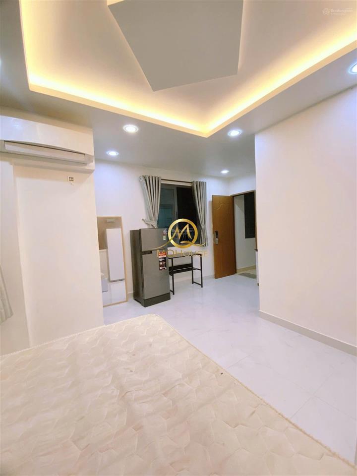 Cuối tháng trống căn ban công siêu rẻ ngay trung tâm quận 3