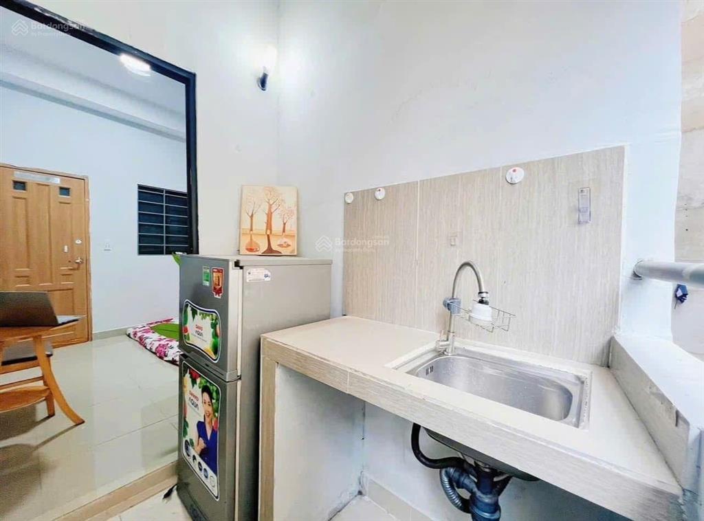 Phòng trọ có thang máy ngay trung tâm quận 3  quận 10