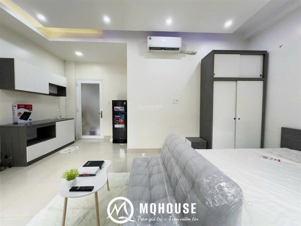 Studio ban công siêu vip ngay cầu vượt 3 tháng 2 quận 10