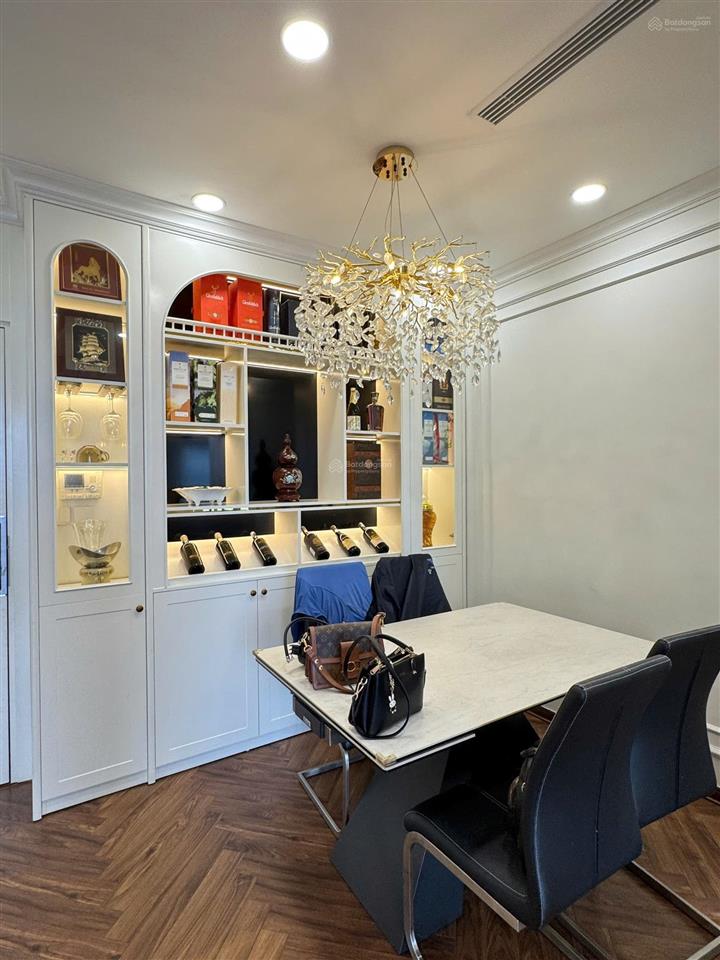 (9,x tỷ) em cần nhượng ch giá tốt nhất tại tòa the zei  số 8 lê đức thọ.