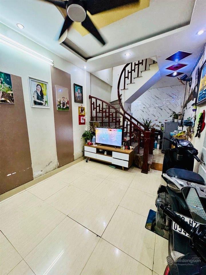 Bán nhà nam dư  32m2 x 5 tầng 3 ngủ đủ công năng ngõ nông gần ô tô  nhỉnh 6 tỷ