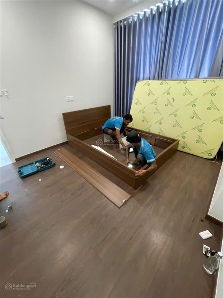 Bán cc đẹp xuất sắc tại the emerald golf view, 2,4 tỷ, 53m2, 1pn, 1wc