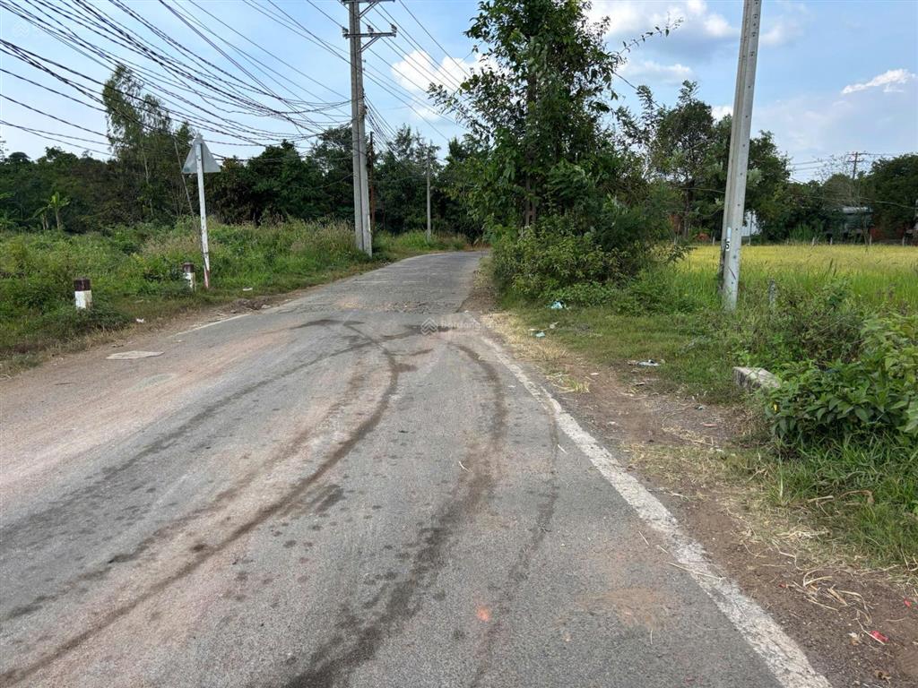 Bán đất tại xuân phú, đồng nai, 1000.4 m2  2.5 tỷ, pháp lý đầy đủ, giá cả thương lượng.