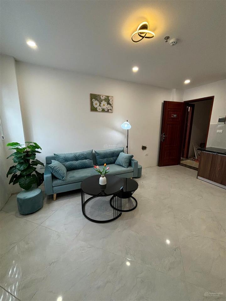 Cho thuê 1 ngủ 1 khách 70m2 tại ngõ 1 nguyễn thị định,máy giặt riêng,oto đỗ cửa,2 điều hòa, gần bãi