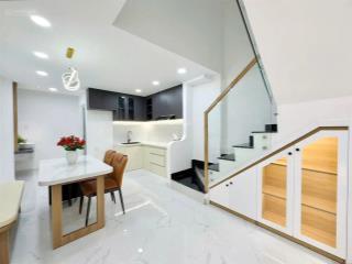 Góc 2 mặt tiền hoàng sa p5 tân bình, 64.2m2 vuông đẹp, 2 tầng, gần cv lê thị riêng, 8.8 tỷ tl