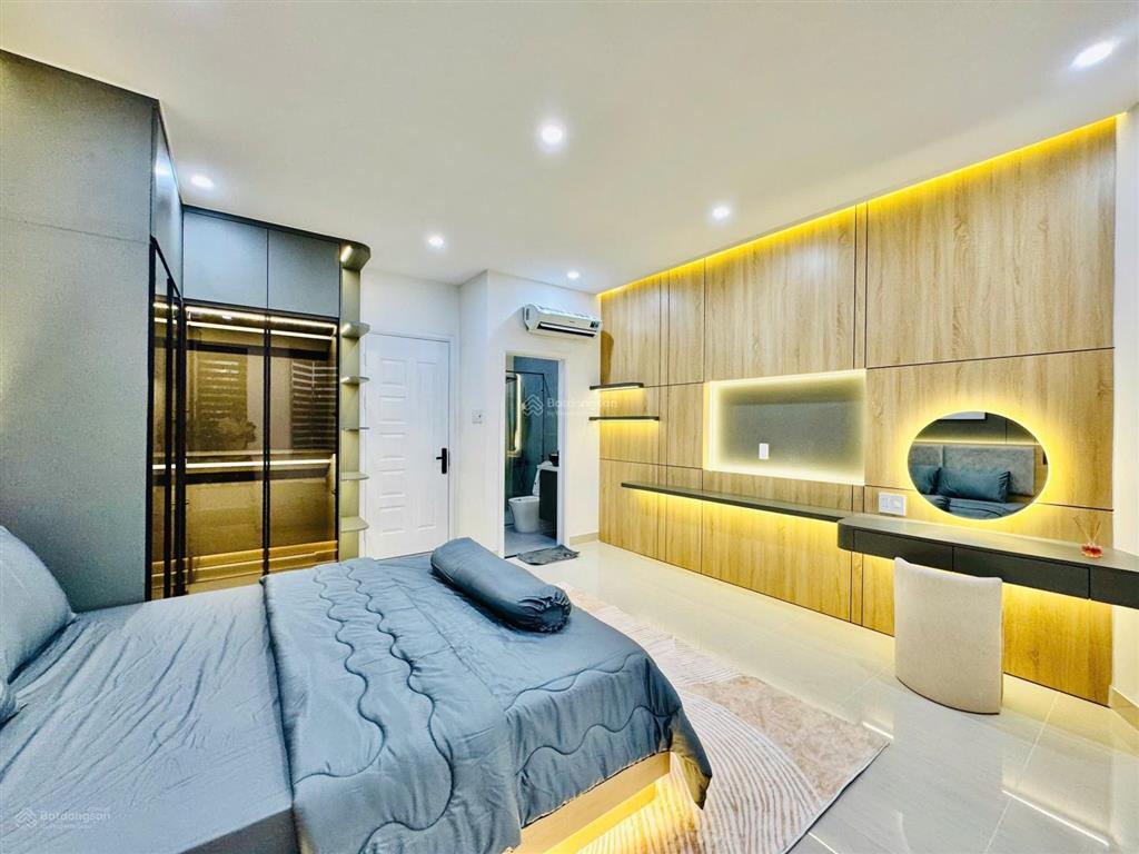 Siêu phẩm ! giảm gần 2 tỷ căn góc 2 mặt tiền khu cách mạng tháng tám, quận 3, dt đẹp 4x15m chỉ 16.8