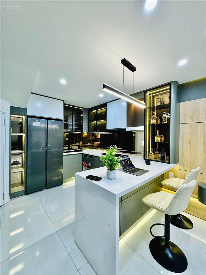Siêu phẩm ! giảm gần 2 tỷ căn góc 2 mặt tiền khu cách mạng tháng tám, quận 3, dt đẹp 4x15m chỉ 16.8