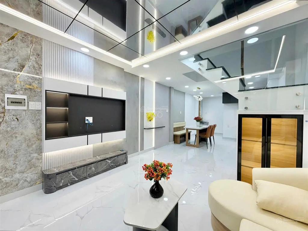 Đại hạ giá ~ nhà 2 mặt hẻm thông thoáng hiếm gặp, giảm ngay hơn nửa tỷ, chỉ 8.9 tỷ còn tl