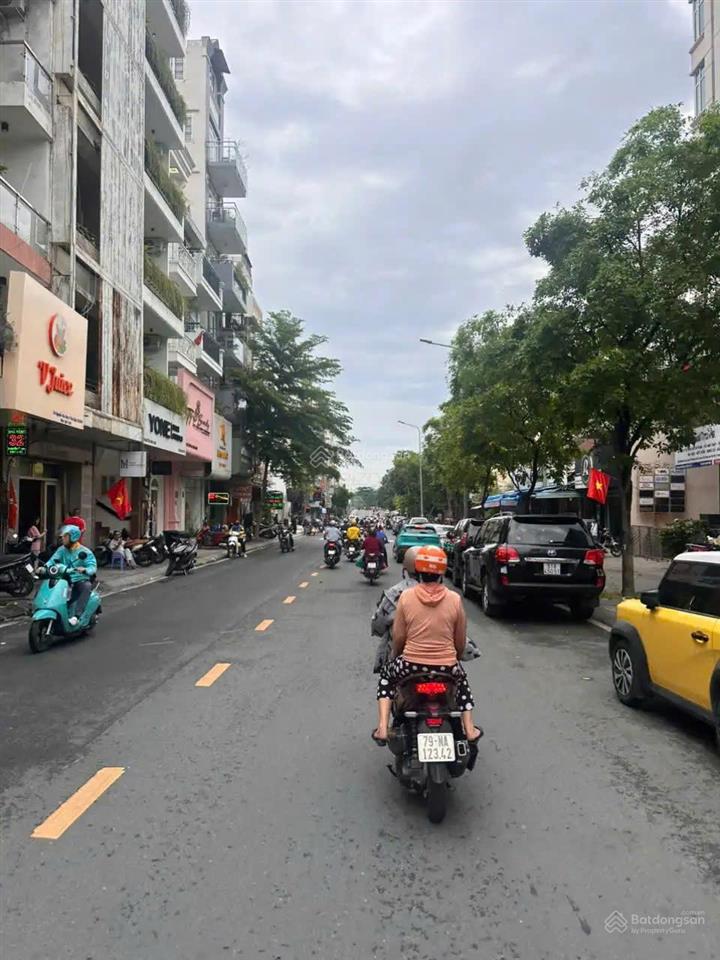 Giá chỉ 15.3 tỷ ~ 158tr/th sở hữu ngay căn góc 2 mặt tiền bình thạnh, ngang hiếm 6.68m  gần 100m²