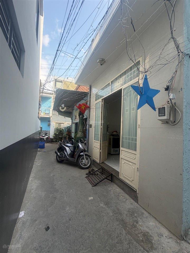3.65 tỷ ngay công viên phần mềm quang trung tô ký quận 12 nhà 2 tầng 2pn 53m2 ( 4x13m)hbg