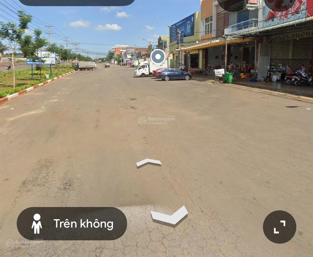 Bán nhà mặt tiền ql1a, đối diện trạm xăng petrolimex