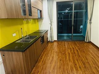 8 tỷ sở hữu căn 3pn 81m2, full nội thất liền tường, ban công nam, toà b sky central 176 định công