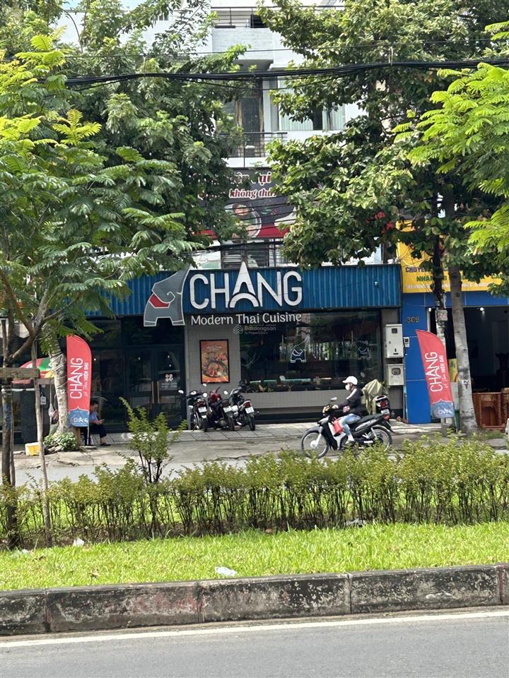 Bán nhà mặt phố 8991 đường 13b, 27 tỷ, 200m2 đẹp, nhiều tiện ích
