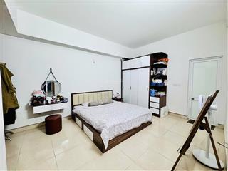 Chính chủ bán căn hộ 3pn 108m2 tầng trung đẹp, sổ hồng trao tay tại chung cư c14  bộ công an, hn