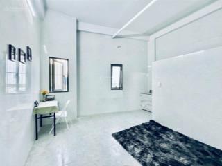 Cho thuê phòng trọ mới xây khu làng đại học quốc gia, có máy lạnh, máy giặt, giá chỉ 2.7tr/tháng