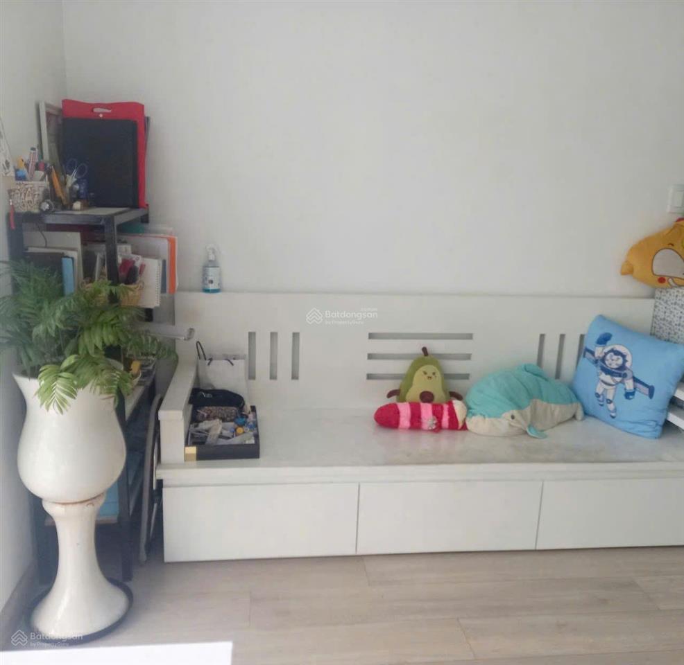 Cần bán hoặc cho thuê căn hộ officetel hưng phát silver star giá 1 tỷ 650 hoặc cho thuê 8 tr/tháng