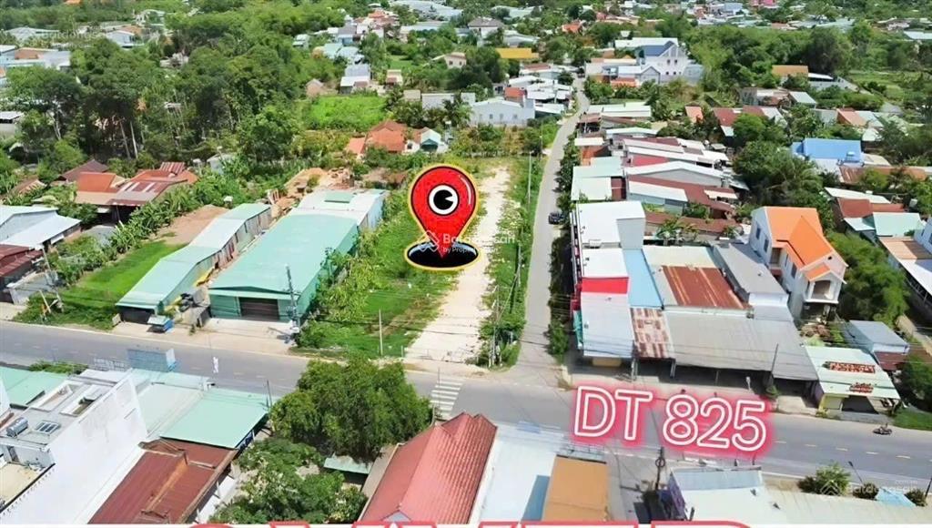 Bán gấp lô đất 1 sẹc đường dt825 cách chợ trảng bàng 300m. diện tích 144m2.chốt giá 700 triệu.shr