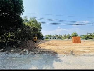 Bán gấp lô đất diện tích 105m2 full thổ cư ở xã tân an hội, củ chi giá 800 triệu. shr