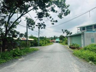 Cần tiền bán gấp lô đất ngay trung tâm xã phước đông, gò dầu, tây ninh. dt 360m2 giá 800 triệu. shr