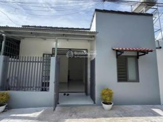 Bán gấp căn nhà mới toanh ở xã tân an hội, củ chi. diện tích 105m2. shr giá 900 triệu