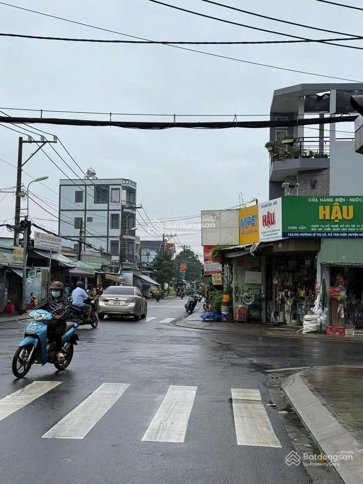 Cần bán gấp lô đất 1 sẹc đường tân hiệp, hóc môn 119m2 giá 1 tỷ2, hẻm thông lg 10m