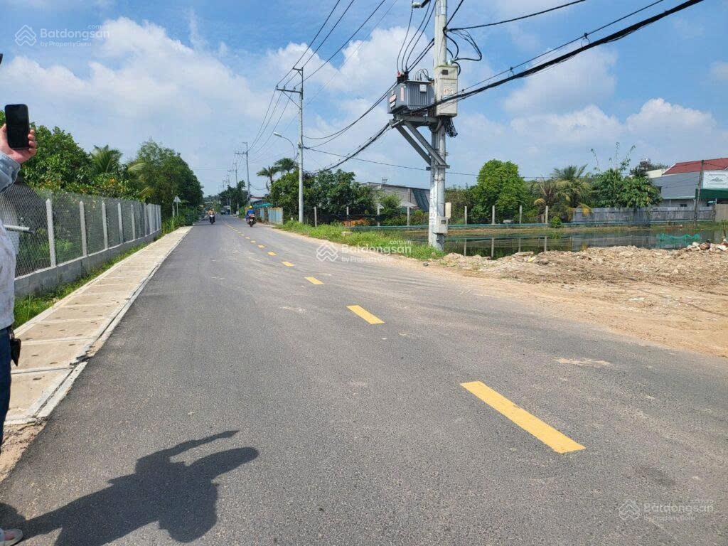 Cần bán lô đất mặt tiền đường cây da, củ chi 120m2 giá 1 tỷ9 thương lượng