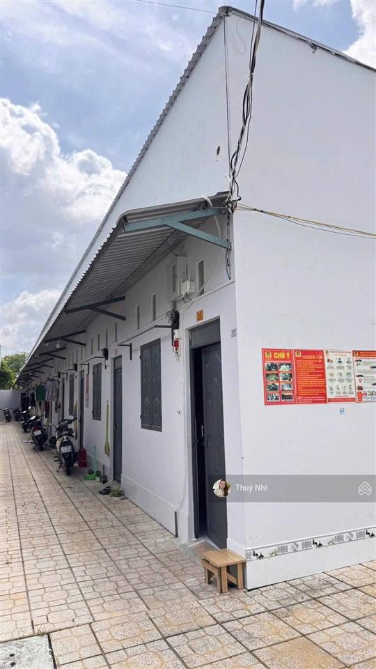 Tôi cần bán gấp dãy trọ 8 phòng tại xã tân an hội, củ chi. diện tích 263m2. giá 1 tỷ thương lượng